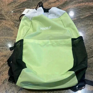 NWT Vooray cinch bag.